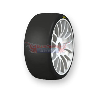 PMT SLICK Q05 Medium 1/8 GT Tyres / 1 pair